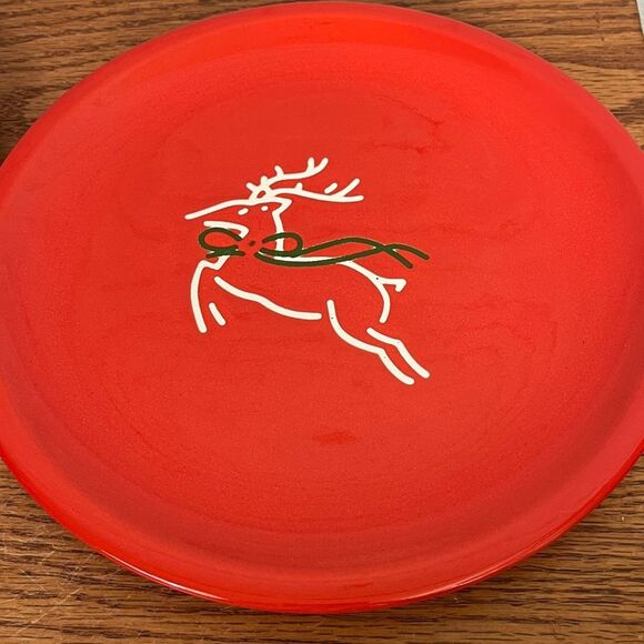 Waechtersbach , Flying Reindeer Rare Dinner Plates Set 2 same as xmas tree 10” - Picture 2 of 3